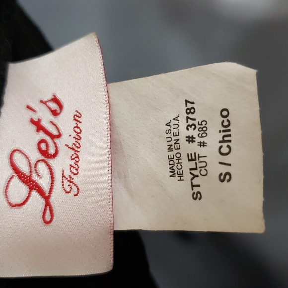 Let's Fashion Black Dress With Shawl - Picture 12 of 13